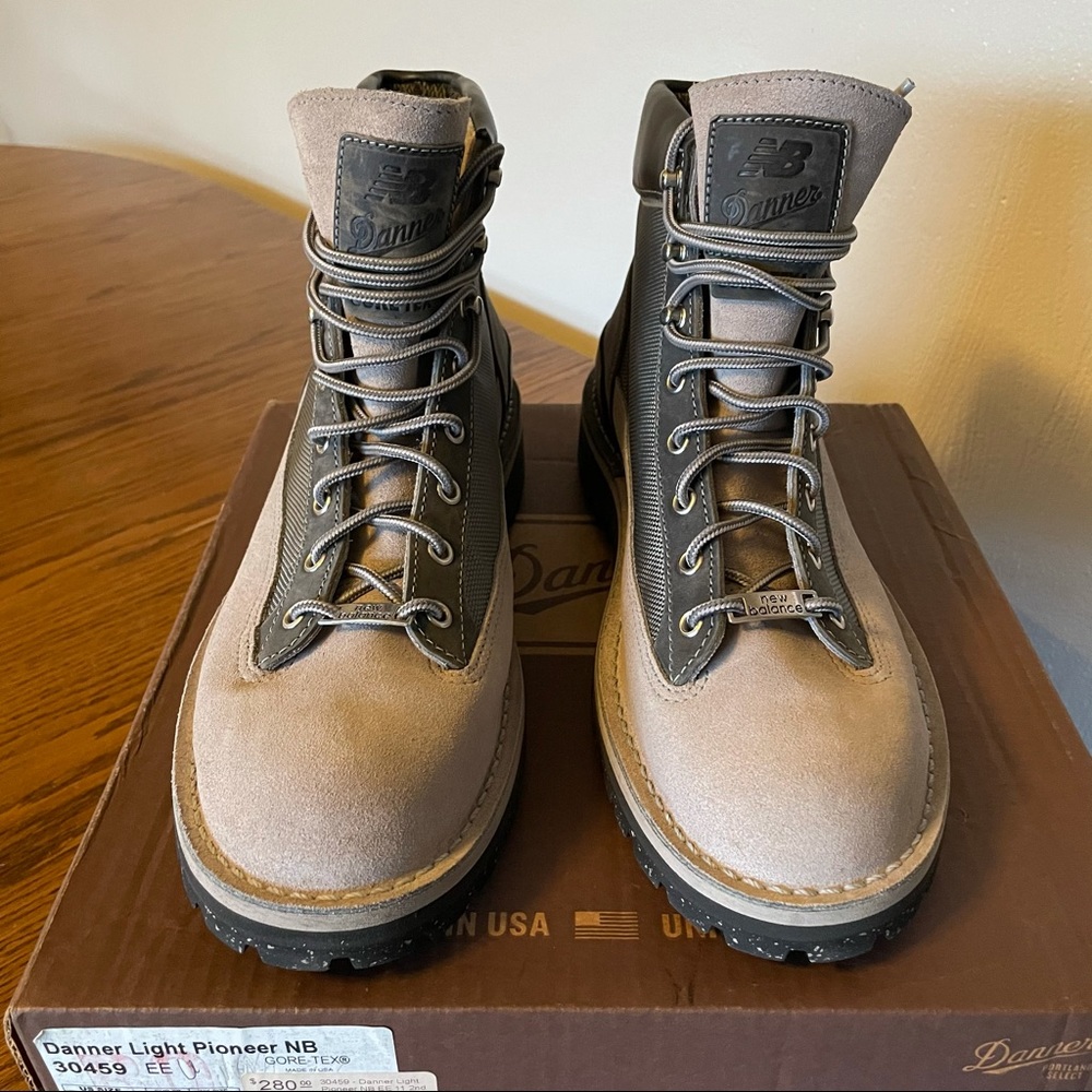 MEN’S DANNER X NEW BALANCE LIGHT PIONEER BOOT - Picture 3 of 6